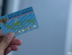 4 Kriteria Warga DKI yang KTP-nya Berisiko Dinonaktifkan: Cek Status Anda! 4 Kriteria Warga DKI yang KTP-nya Berisiko Dinonaktifkan: Cek Status Anda!