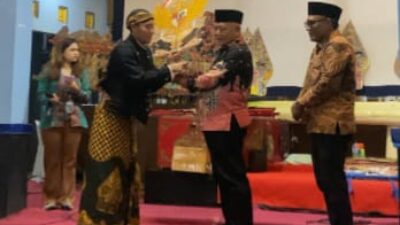 Bupati Malang Hadiri Pagelaran Wayang Kulit HUT Ke-151 Desa Gedogwetan