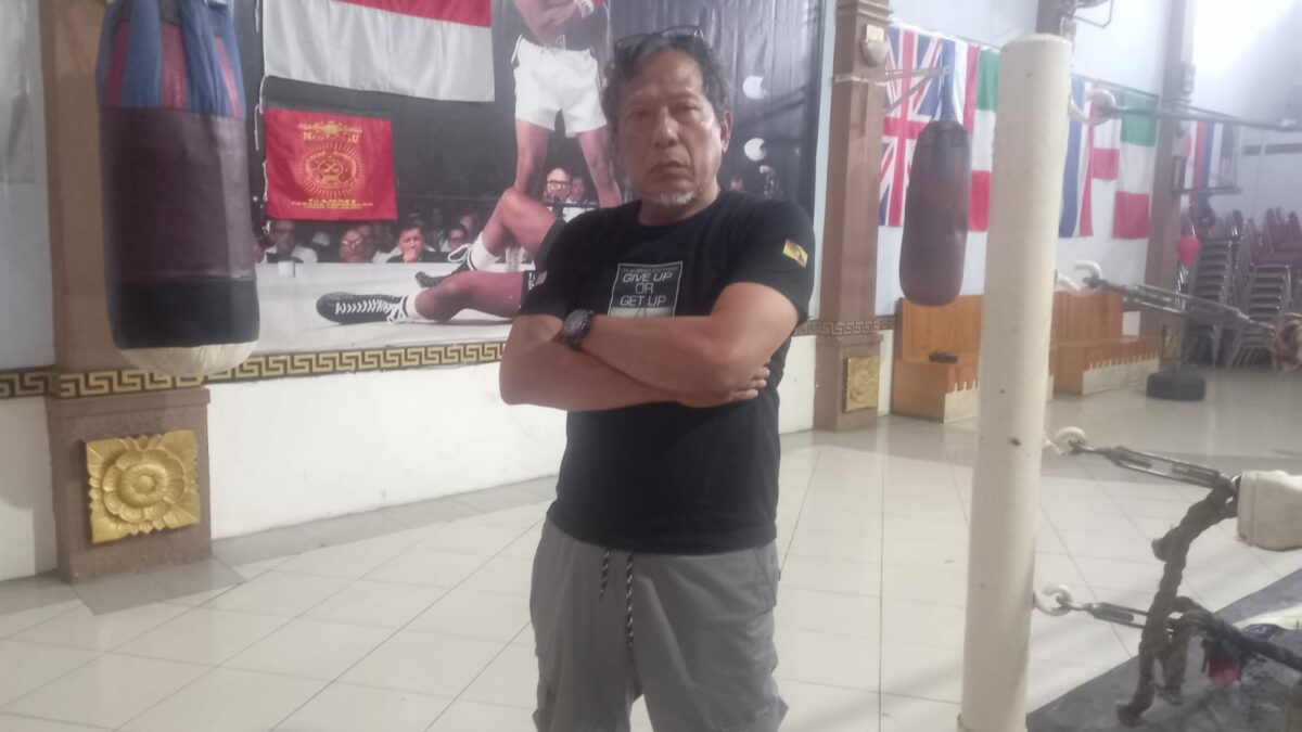Kegigihan Bahtiar Al Amin Berbuah Prestasi, Dua Petinju Malang Raih Medali di Porprov Jatim 2025