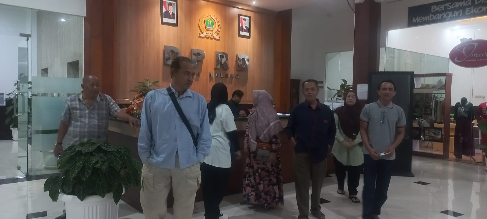 Kembali Datangi DPRD, Warga Tuntut Bisa di Mediasi dengan Korem 083/Bdj untuk Sengketa Rumah