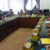 Warga yang Rumahnya digusur Paksa Akibat Tindakan Kesewenangan TNI Audensi dengan DPRD Kota Malang