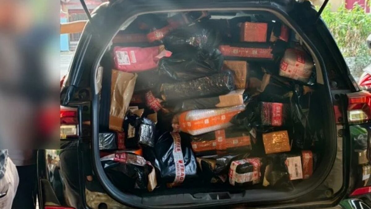 Bea Cukai Malang Gagalkan Pengiriman 223.900 Batang Rokok Ilegal Lewat Jasa Ekspedisi