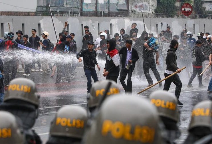 Jurnalis ANTARA Jadi Korban Pemukulan Polisi, Sorotan Represi Aparat di Aksi Demo DPR