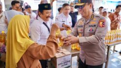 Bantu Tekan Inflasi, Polri Gelar Pasar Murah di Malang
