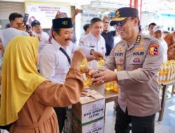 Bantu Tekan Inflasi, Polri Gelar Pasar Murah di Malang