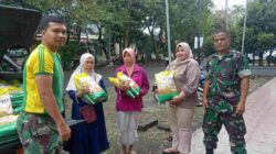 Menarmed 2 Kostrad Malang Gelar Bazar Murah Beras Pemerintah diserbu Warga