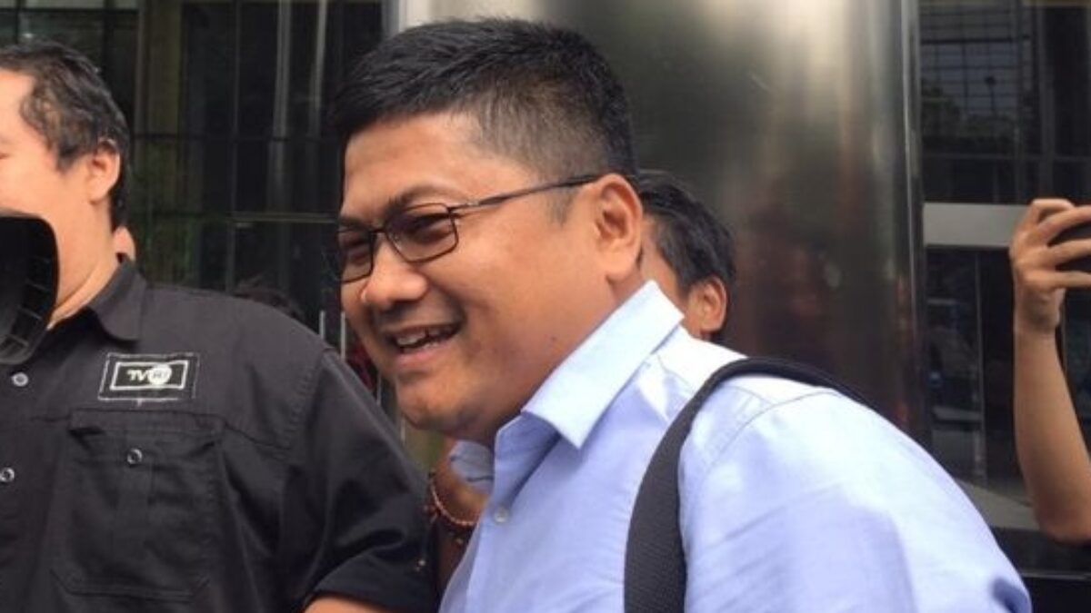 Mega Skandal Rel Kereta: Wasekjen PDIP Yoseph Aryo Diperiksa KPK Sebagai Saksi, Suap Diduga 10% dari Nilai Proyek!