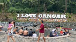 Liburan Maulid Nabi, Wisata Air Panas Cangar Ramai Dikunjungi Wisatawan