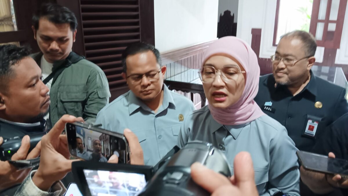 Seragam Gratis Dinilai Tak Berkeadilan, Dewan Desak Pemkot Malang Perbaiki Data