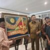 Walikota Malang Buka Pameran Lukisan “Lintas Jalur Langit”, Angkat Potensi Seniman Lokal
