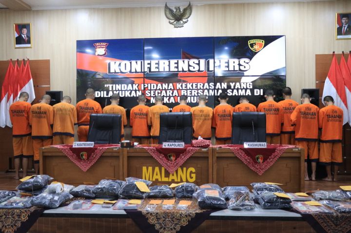 21 Pemuda Malang Jadi Tersangka Perusakan Polsek, Polisi Beberkan Motif Provokasi WhatsApp Group