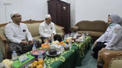 Wabup Malang Lathifah Shohib Sowan ke KH Abdul Salam Mujib, Doakan Ponpes Al Khoziny Bangkit Usai Musibah