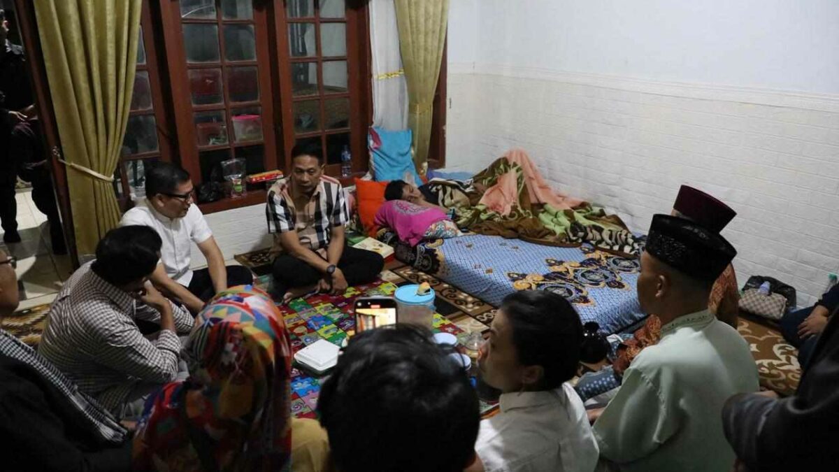 Wali Kota Malang Kunjungi Rumah Santri Korban Musibah Ponpes Al Khoziny