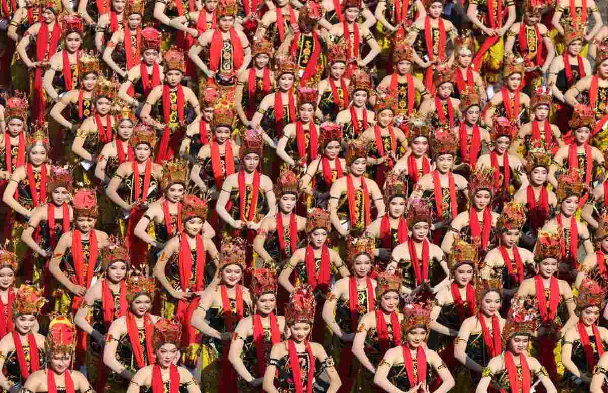 Gandrung Sewu 2025: 1.000 Penari Tampilkan Keelokan Budaya Banyuwangi di Panggung Selat Bali