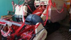 Pemkab Sidoarjo Serahkan Combine Harvester untuk Petani Sukodono, Dorong Efisiensi Panen dan Kesejahteraan