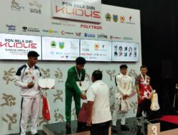 Kontingen Jawa Timur Sabet 3 Emas Cabang Gulat di PON Bela Diri 2025 Kudus