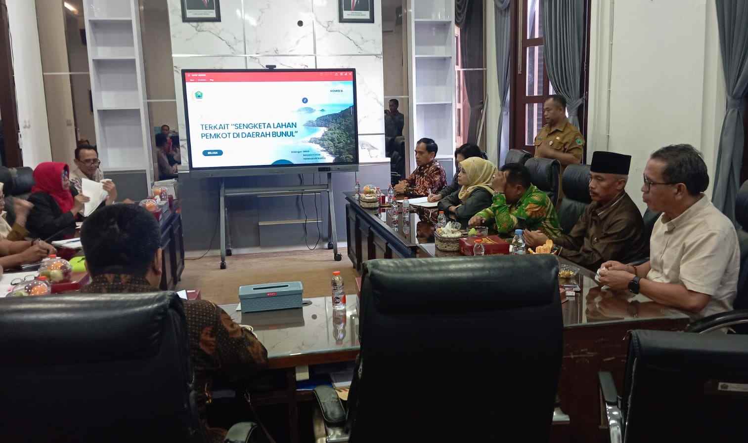 Korban Penggusuran Paksa TNI di Malang Datangi DPRD, Minta Perlindungan Hukum dan HAM