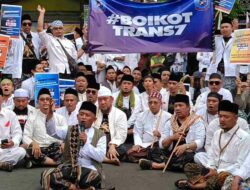 Ribuan Santri di Kabupaten Malang Unjuk Rasa Kecam Narasi Negatif Trans7