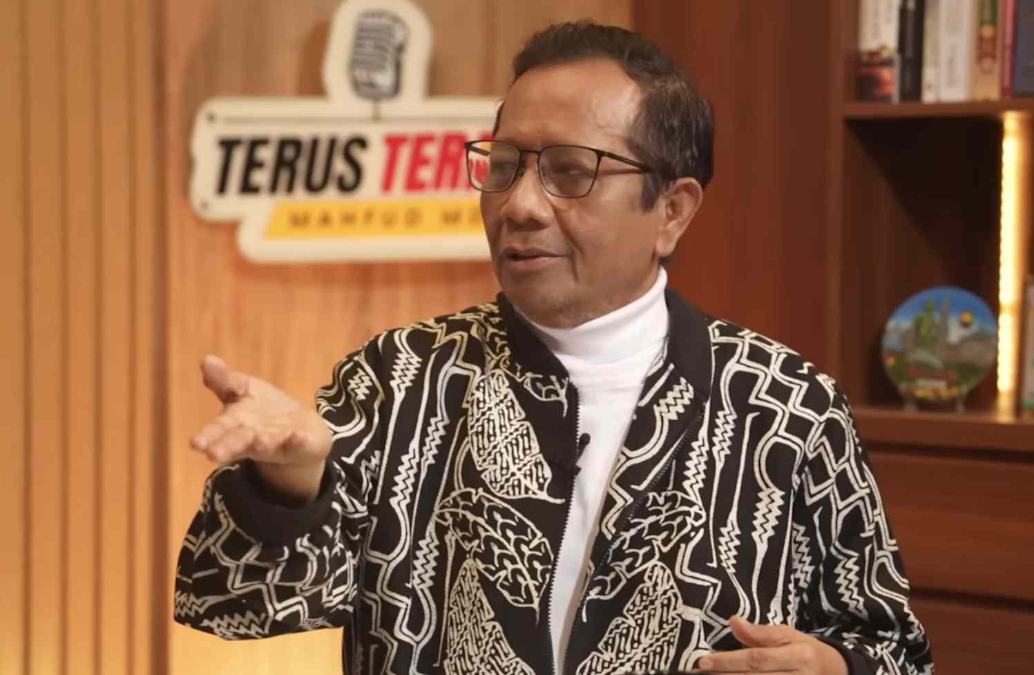Mahfud MD Sindir KPK Soal Kasus Whoosh: Harusnya Langsung Selidiki, Bukan Tunggu Laporan