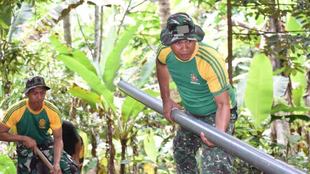 TNI Bangun Jalur Air Bersih di Malang, Warga Lebakharjo Kini Tak Lagi Kesulitan Air
