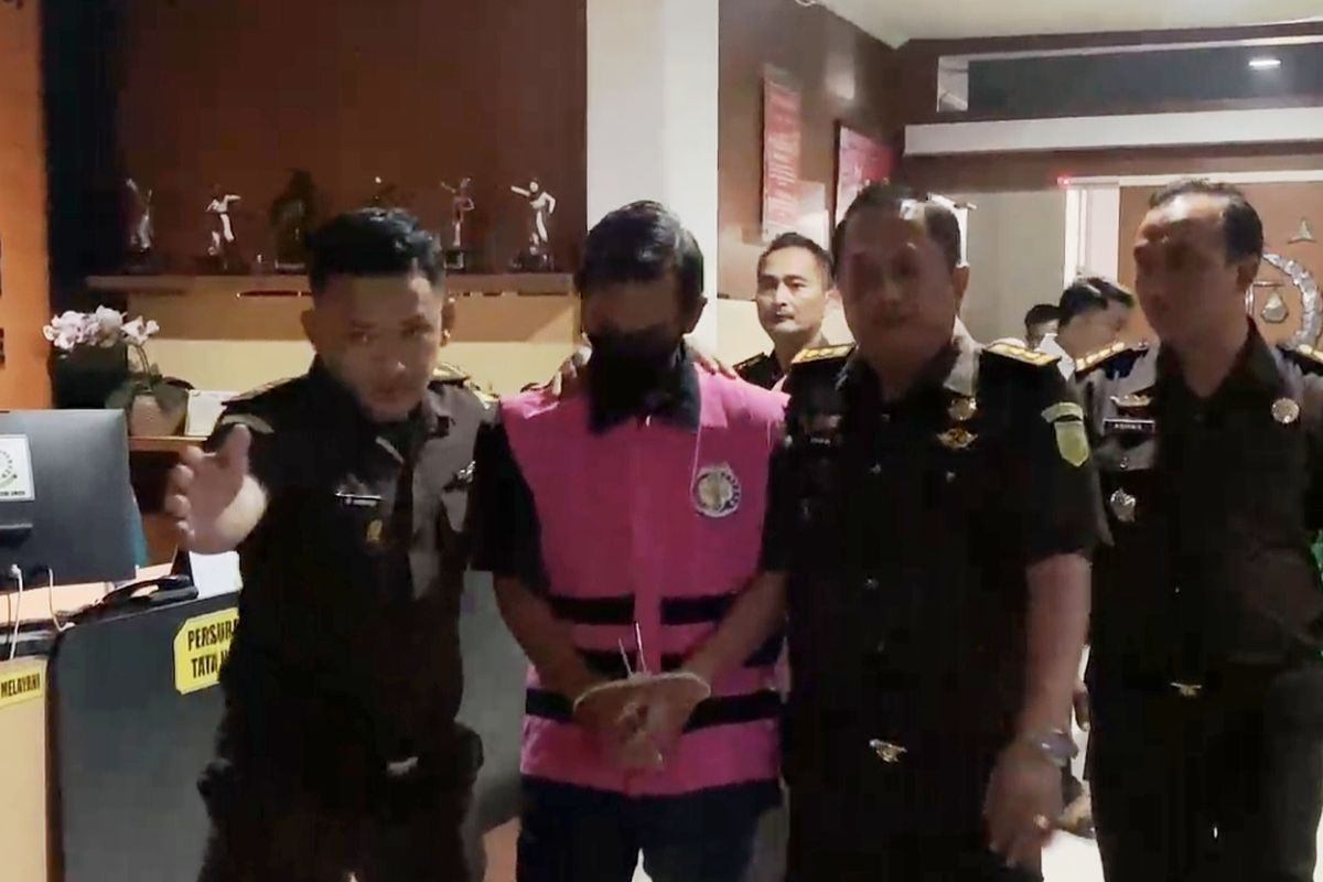 5 Pejabat dan Swasta Jadi Tersangka Korupsi Sosraperda Jember, Kejari Siap Tetapkan SR sebagai Buronan Jika Tetap Mangkir