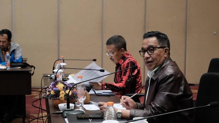 Publik Soroti DPRD Kota Batu, Bahas APBD di Hotel Kota Malang Saat Pemerintah Serukan Efisiensi Publik Soroti DPRD Kota Batu, Bahas APBD di Hotel Kota Malang Saat Pemerintah Serukan Efisiensi