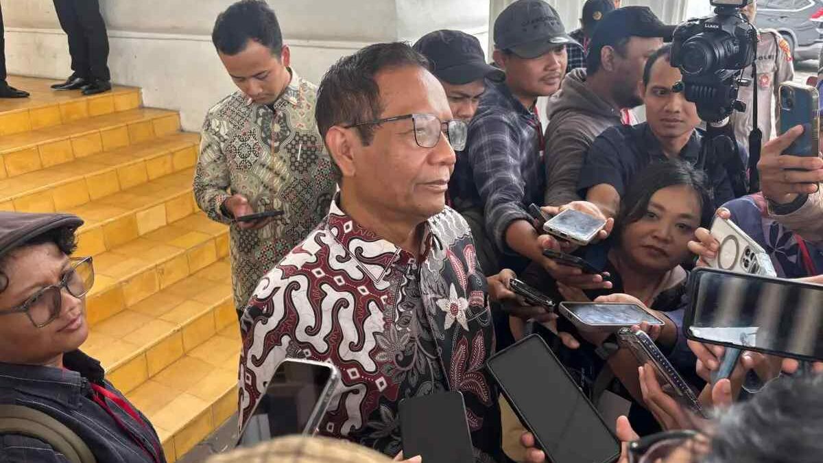 Mahfud MD: Belum Ada Kabar Baru soal Komite Reformasi Polri Mahfud MD: Belum Ada Kabar Baru soal Komite Reformasi Polri