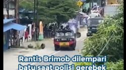 Warga Lempari Rantis Brimob Saat Polisi Gerebek Bandar Narkoba di Palu Warga Lempari Rantis Brimob Saat Polisi Gerebek Bandar Narkoba di Palu
