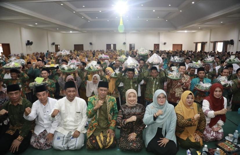 Peringati Hari Santri, Wabup Malang Serukan Tradisi Tumpengan Jadi Momentum Introspeksi dan Motivasi Peringati Hari Santri, Wabup Malang Serukan Tradisi Tumpengan Jadi Momentum Introspeksi dan Motivasi