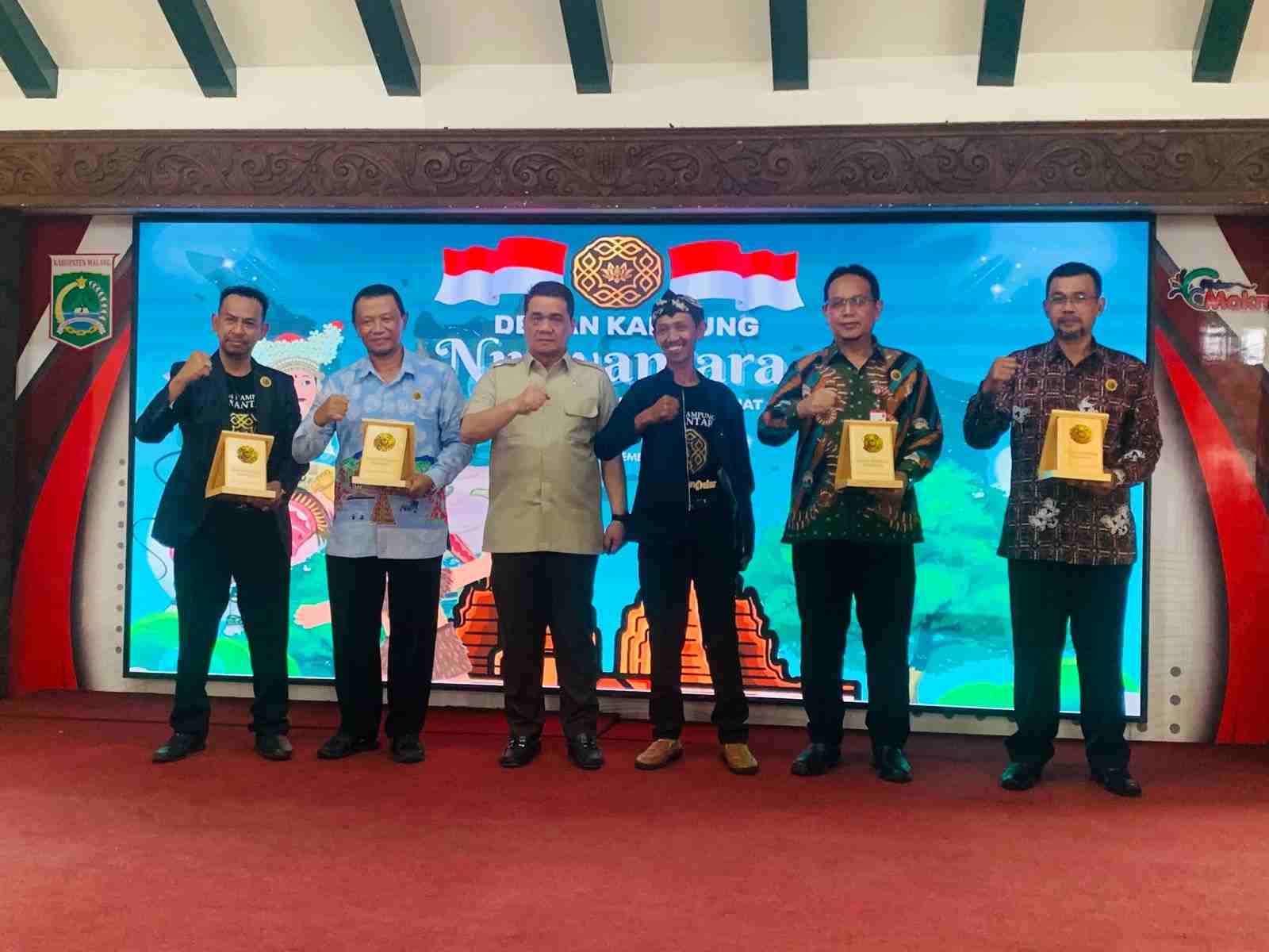 Wamen Desa dan PDT Ahmad Riza Patria: Kampung Kuat, Negara Kuat, Rakyat Sejahtera Wamen Desa dan PDT Ahmad Riza Patria: Kampung Kuat, Negara Kuat, Rakyat Sejahtera