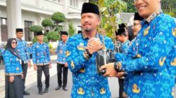 Antisipasi Bencana Hindrometeorologi, Ribuan Bibit Tanaman dibagikan kepada 57 Kelurahan Antisipasi Bencana Hindrometeorologi, Ribuan Bibit Tanaman dibagikan kepada 57 Kelurahan