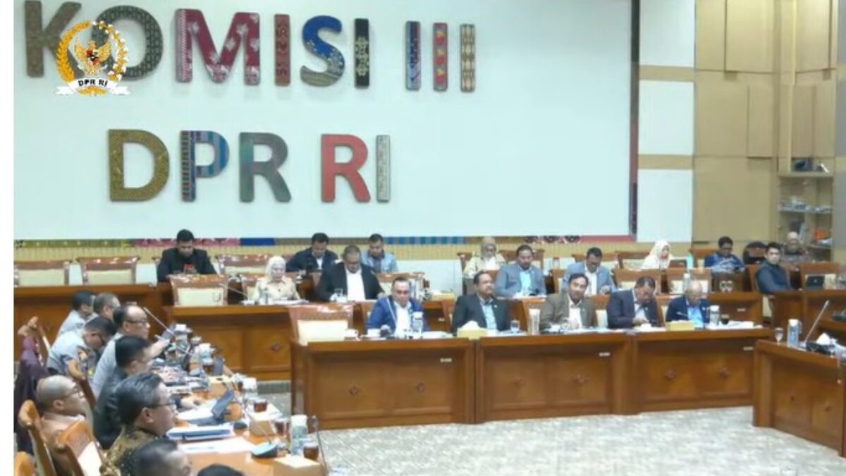 MA Paparkan Lima Arah Besar Penguatan Pengawasan di RDP Komisi III DPR