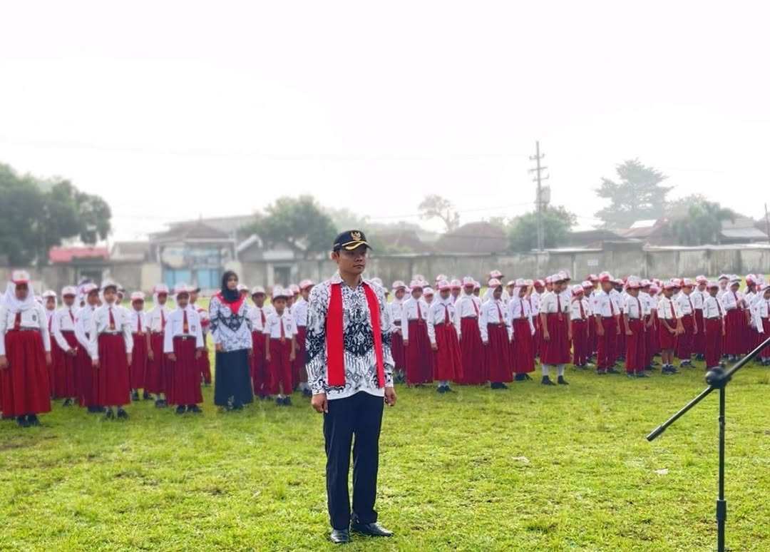 Di Hari Guru, Riak Kecurigaan Mengusik Tenangnya Dunia Pendidikan