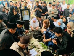 Jenazah Istri Wali Kota Malang, Hanik Andriani Wahyu Hidayat, Disalatkan di Masjid Besar Quba