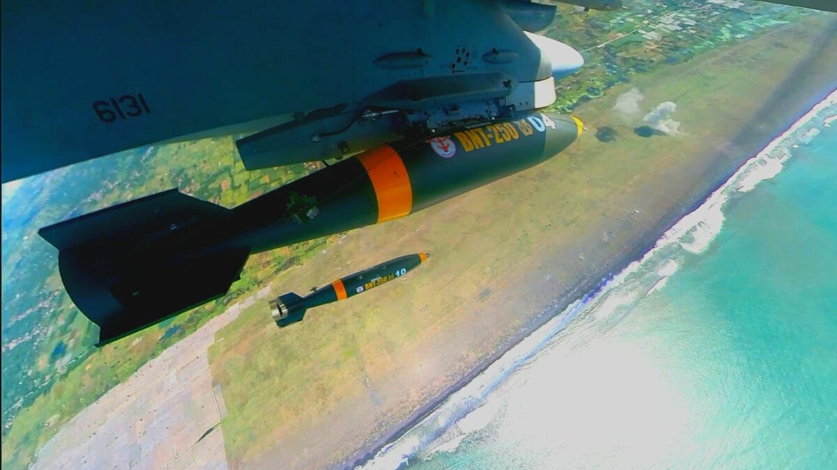 Indonesia Makin Mandiri, Bom Produksi Dalam Negeri BNT250 Lolos Uji Sertifikasi   