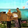 Walikota Malang Jadi Satu-Satunya Kepala Daerah Penerima 3 Penghargaan dari Gubernur Jatim di HLM Propinsi Jawa Timur