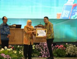 Walikota Malang Jadi Satu-Satunya Kepala Daerah Penerima 3 Penghargaan dari Gubernur Jatim di HLM Propinsi Jawa Timur