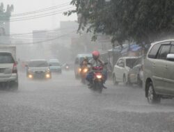 Awas! Cuaca Ekstrem Ancam Jatim 11–20 Desember, Ini Wilayah yang Harus Waspada