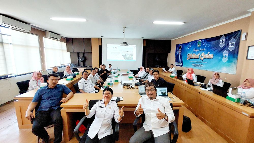 Dosen FISIP UB Turut Susun Lima Strategi dan Program Utama TJSL Kabupaten Pasuruan 2025-2030 Dosen FISIP UB Turut Susun Lima Strategi dan Program Utama TJSL Kabupaten Pasuruan 2025-2030