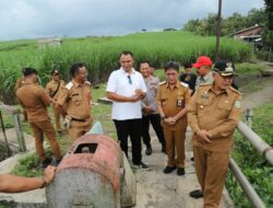 TPT Sungai Sumber Gong Ambrol, Bupati Sanusi Turun Langsung dan Minta BBWS Bertindak Cepat