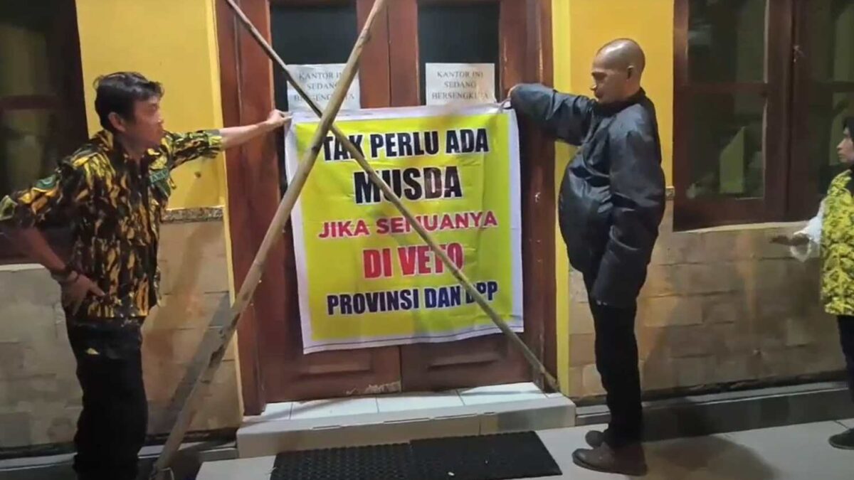Walkout Musda XI Golkar Kota Malang Berujung Dugaan Pemukulan Kader Perempuan Walkout Musda XI Golkar Kota Malang Berujung Dugaan Pemukulan Kader Perempuan