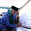 Bupati Malang Launching Madrasah Membatik, Siswa MTsN 7 Tumpang Membatik 1 Kilometer