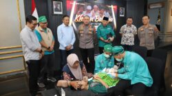 Khitan Bahagia Dalam Rangka Memperingati Hari Ibu, Wujud Komitmen Polresta Malang Kota Terhadap Perlindungan Anak Khitan Bahagia Dalam Rangka Memperingati Hari Ibu, Wujud Komitmen Polresta Malang Kota Terhadap Perlindungan Anak