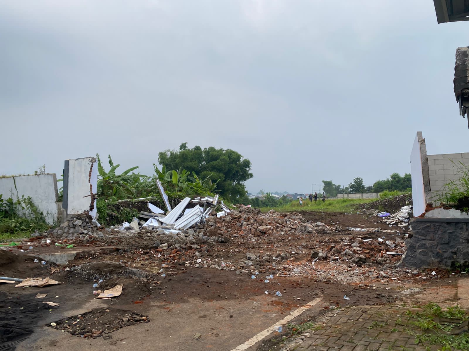 Buntut Pembongkaran Paksa Tembok Griya Santa Warga Lapor Polisi, Menutut Polisi Mengusut
