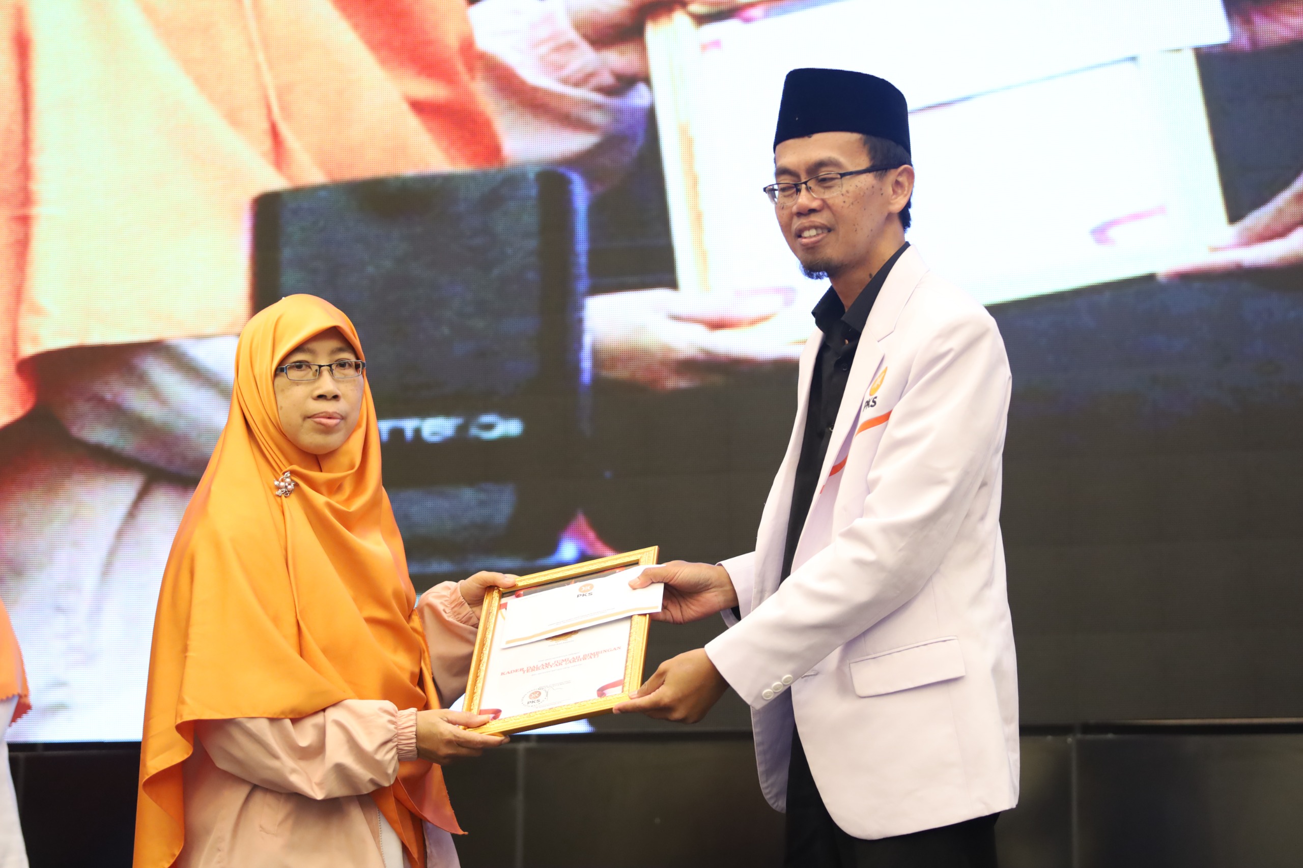 Rakerda PKS Kota Malang Diwarnai Awarding Kader Berprestasi