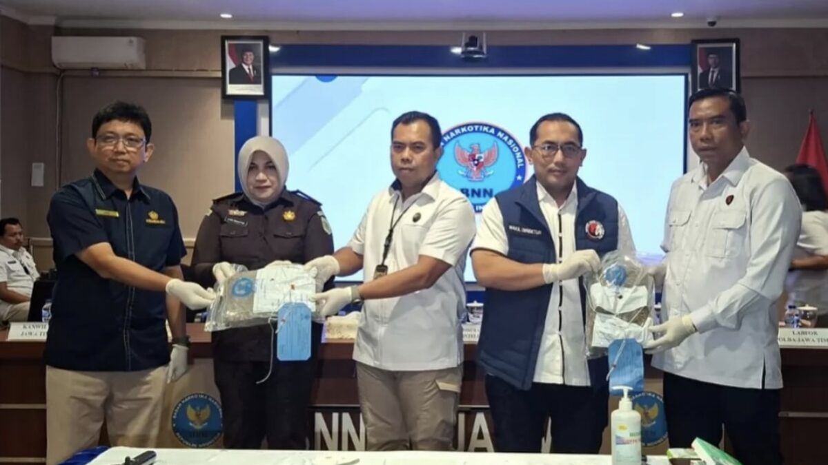 Mahasiswa di Malang Diciduk BNNP Jatim Usai Terima Ganja 2 Kg dari Ekspedisi