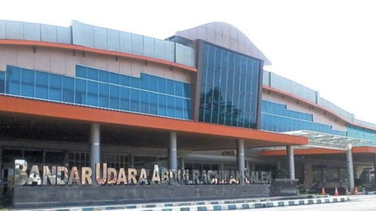 Libur Nataru, Jumlah Penumpang Bandara Abd Saleh Melonjak hingga 20 Persen