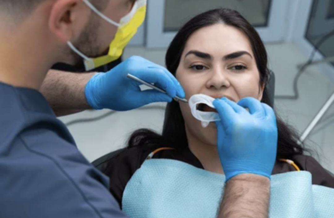 7 Rekomendasi Dokter Gigi di Malang, Pelayanan Nyaman hingga Estetik Modern 7 Rekomendasi Dokter Gigi di Malang, Pelayanan Nyaman hingga Estetik Modern