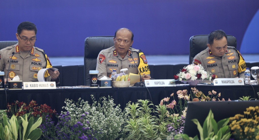 Kapolda Jatim Pastikan Kamtibmas 2025 Kondusif, Mobilitas Warga Akhir Tahun Tetap Terkendali