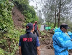 Akses Bromo via Gubugklakah Mulai Bisa Dilalui, BPBD Masih Tangani Longsor